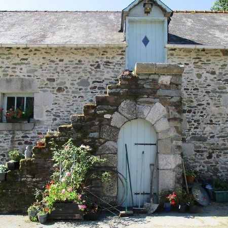 Le Petit Chateau Noyal-Pontivy Exterior photo
