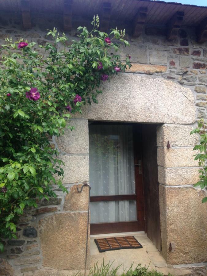 Le Petit Chateau Noyal-Pontivy Exterior photo